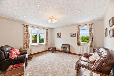 2 bedroom detached bungalow for sale, Hawthorne Road, Frodsham, WA6