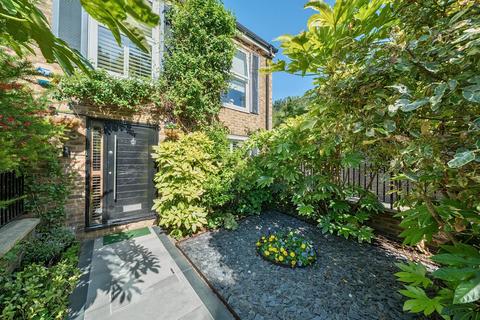 Wynter Street, Battersea, London, SW11