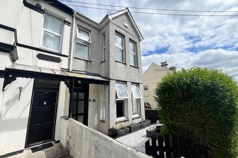 3 bedroom end of terrace house to rent, Clarence Road, Torpoint, PL11