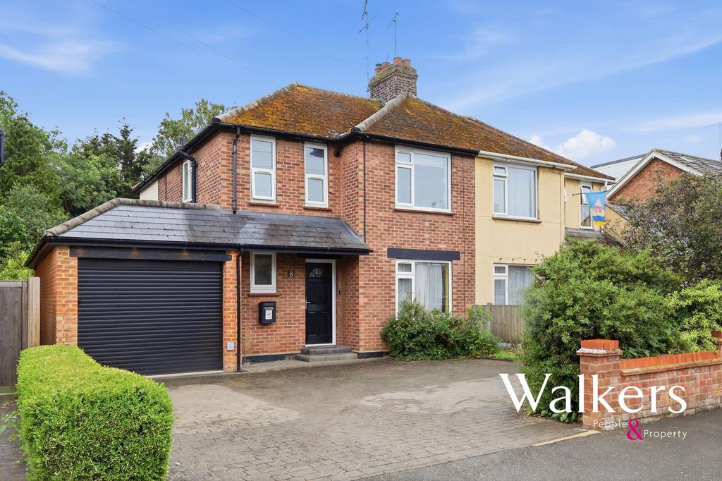 3 bedroom semi-detached house for sale in Chelmsford on OnTheMarket