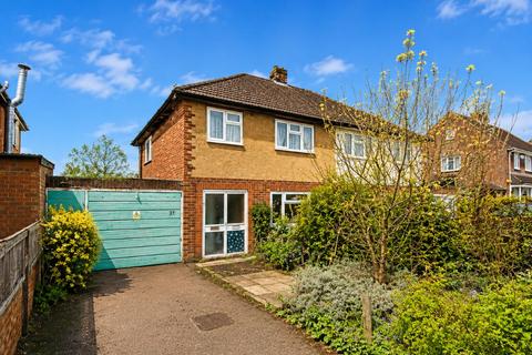 3 bedroom semi-detached house for sale, 37 Stratton Way, Biggleswade, Bedfordshire, SG18 0NS