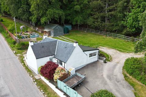 3 bedroom detached bungalow for sale, 2 Leachkin Brae, Inverness, IV3 8PN