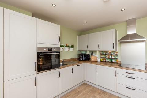 2 bedroom flat for sale, 2/8 Cunningham Square, Portobello, Edinburgh, EH15 1BF