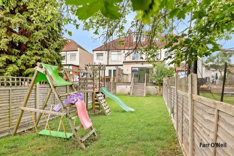 4 bedroom terraced house for sale, Chestnut Avenue, Buckhurst Hill, IG9