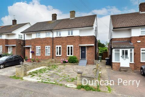 3 bedroom semi-detached house for sale, Rushfield, Potters Bar EN6