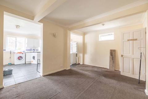 4 bedroom detached house for sale, St Pauls Avenue, Slough SL2