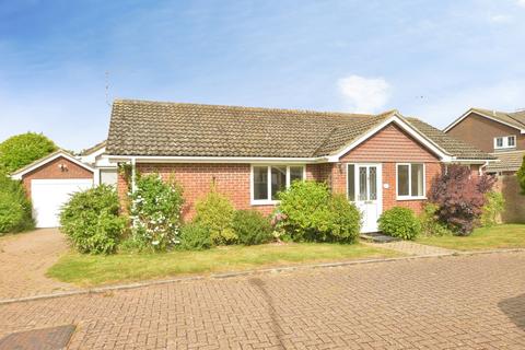 3 bedroom bungalow for sale, Pembroke Mews, New Romney, Kent, TN28