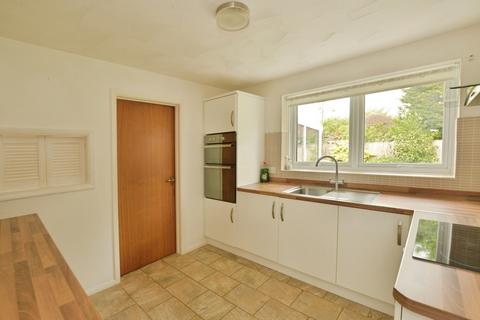 3 bedroom bungalow for sale, Pembroke Mews, New Romney, Kent, TN28