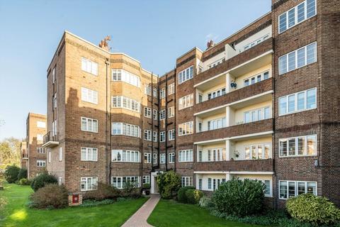 Chiswick Village, London W4