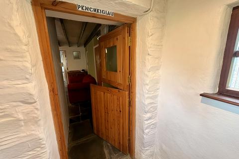 3 bedroom semi-detached house for sale, Pencreigiau, Pontrhydfendigaid SY25
