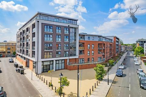 Windsor Court, Mostyn Grove, E3