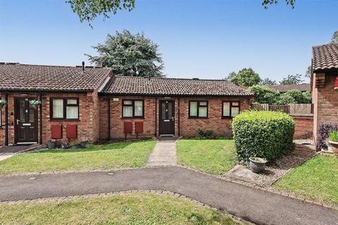 2 bedroom terraced bungalow for sale, Honeysuckle Close, Nottingham
