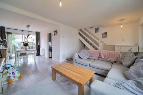 3 bedroom terraced house for sale, Vincent Close, Melksham SN12