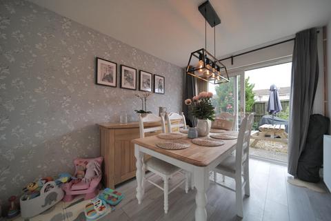3 bedroom terraced house for sale, Vincent Close, Melksham SN12