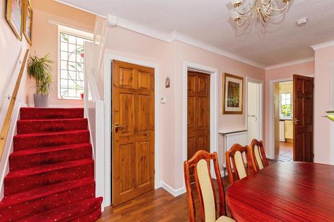 4 bedroom bungalow for sale, Holdenhurst Avenue, Bournemouth