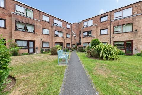 1 bedroom retirement property for sale, Wellington Road, BOURNEMOUTH