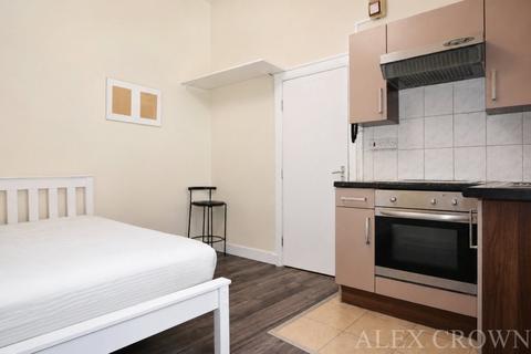 House share to rent, Holloway Road, Archway
