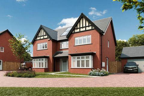 5 bedroom detached house for sale, Lower Kirklington Road, Southwell, Nottinghamshire, NG25