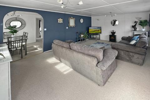 2 bedroom park home for sale, Gracelands Park, Lyndhurst Road, Christchurch, Dorset. BH23 4SE