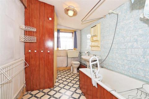 2 bedroom terraced house for sale, Alexandra Road, RAMSGATE