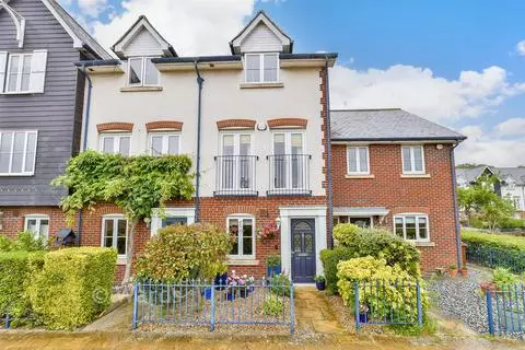 3 bedroom townhouse for sale,