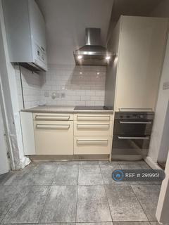 3 bedroom terraced house to rent, Norfolk Road, London, E6