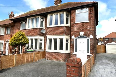 Semi-detached house - Salcombe Avenue, Bispham