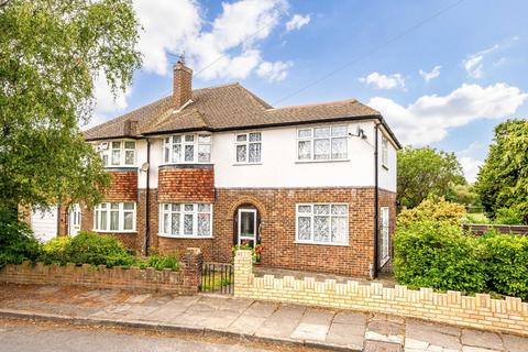 Southfields Avenue, Ashford TW15