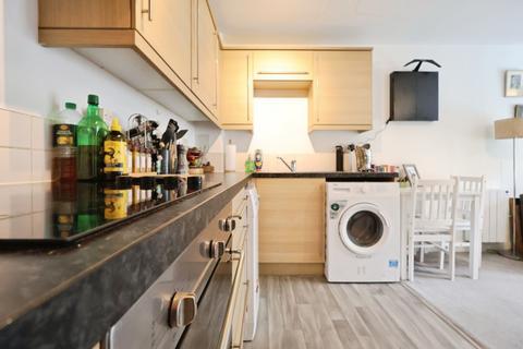 2 bedroom flat for sale, Sharps Court, Cooks Way, Hitchin