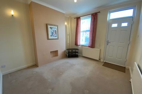 2 bedroom end of terrace house to rent, High Street, Chesterfield, S43