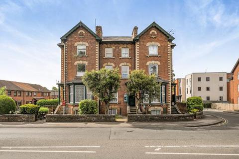 undefined, London Road, Newbury