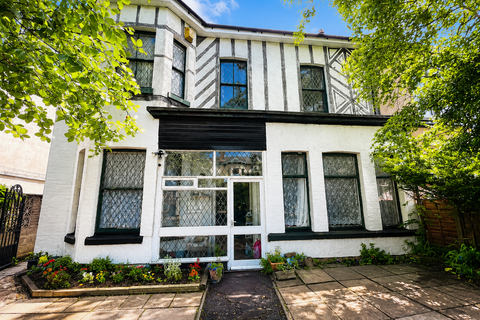 4 bedroom semi-detached house for sale, Linaker Street, Southport, PR8 6RR