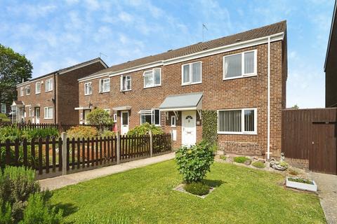 End of terrace house - Woodruff Close, Gloucester, Gloucestershire, GL4