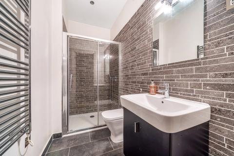 2 bedroom flat for sale, Langdon Park, Teddington, TW11