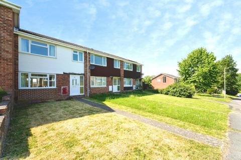 3 bedroom terraced house for sale, Curlew Road, Abbeydale, Gloucester, Gloucestershire, GL4
