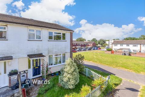 3 bedroom end of terrace house for sale, Wye Road, Tonbridge TN10