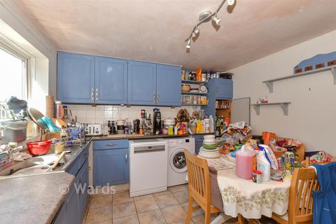 3 bedroom end of terrace house for sale, Wye Road, Tonbridge TN10