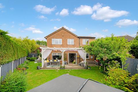 5 bedroom detached house for sale, Simonside, Widnes WA8