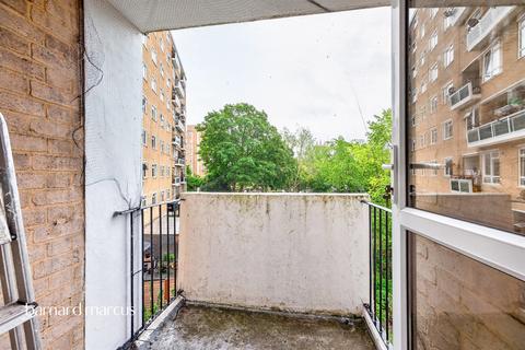 3 bedroom flat for sale, Opal Street, London