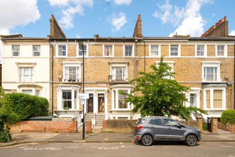 3 bedroom flat for sale, Moulins Road, London E9
