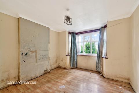 2 bedroom maisonette for sale, Staines Road, Feltham