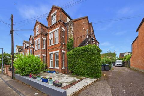 1 bedroom apartment for sale, Quilter Road, Felixstowe, Suffolk, IP11
