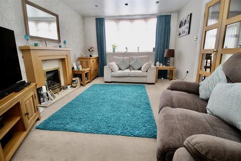 4 bedroom detached house for sale, Cutshill Close, Birmingham B36