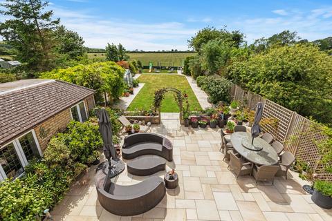 3 bedroom detached house for sale, Chalkshire Road, Aylesbury HP17