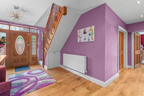 3 bedroom detached house for sale, Chalkshire Road, Aylesbury HP17