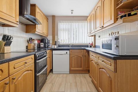 3 bedroom semi-detached house for sale, Temple Road, Ipswich IP3