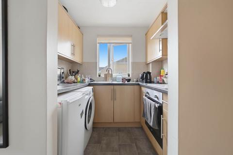 1 bedroom flat for sale, Lovat Mead, St. Leonards-on-Sea TN38