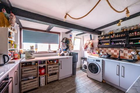 2 bedroom terraced house for sale, Waltham Way, Chingford, London, E4