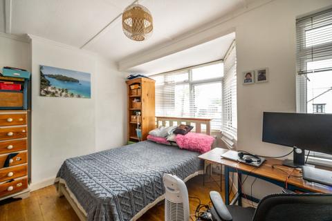 2 bedroom terraced house for sale, Waltham Way, Chingford, London, E4