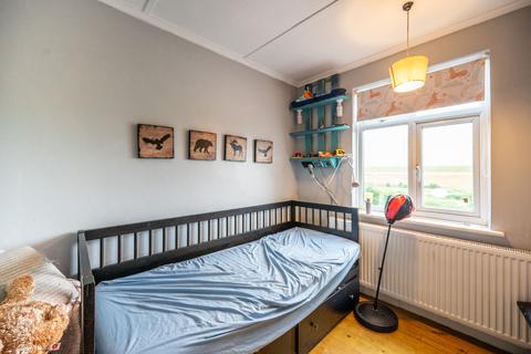2 bedroom terraced house for sale, Waltham Way, Chingford, London, E4